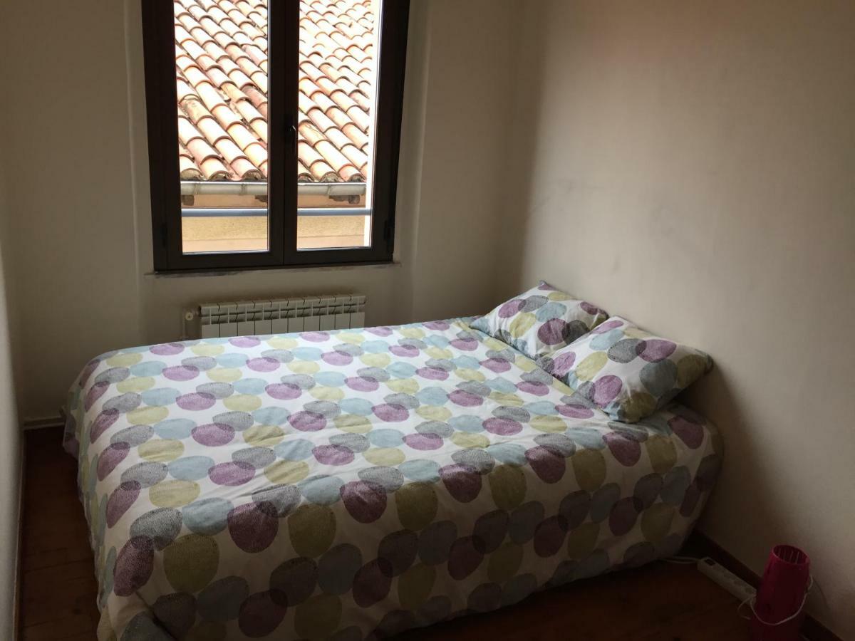 Piso En El Humedo, Al Lado Plaza Mayor ليون المظهر الخارجي الصورة